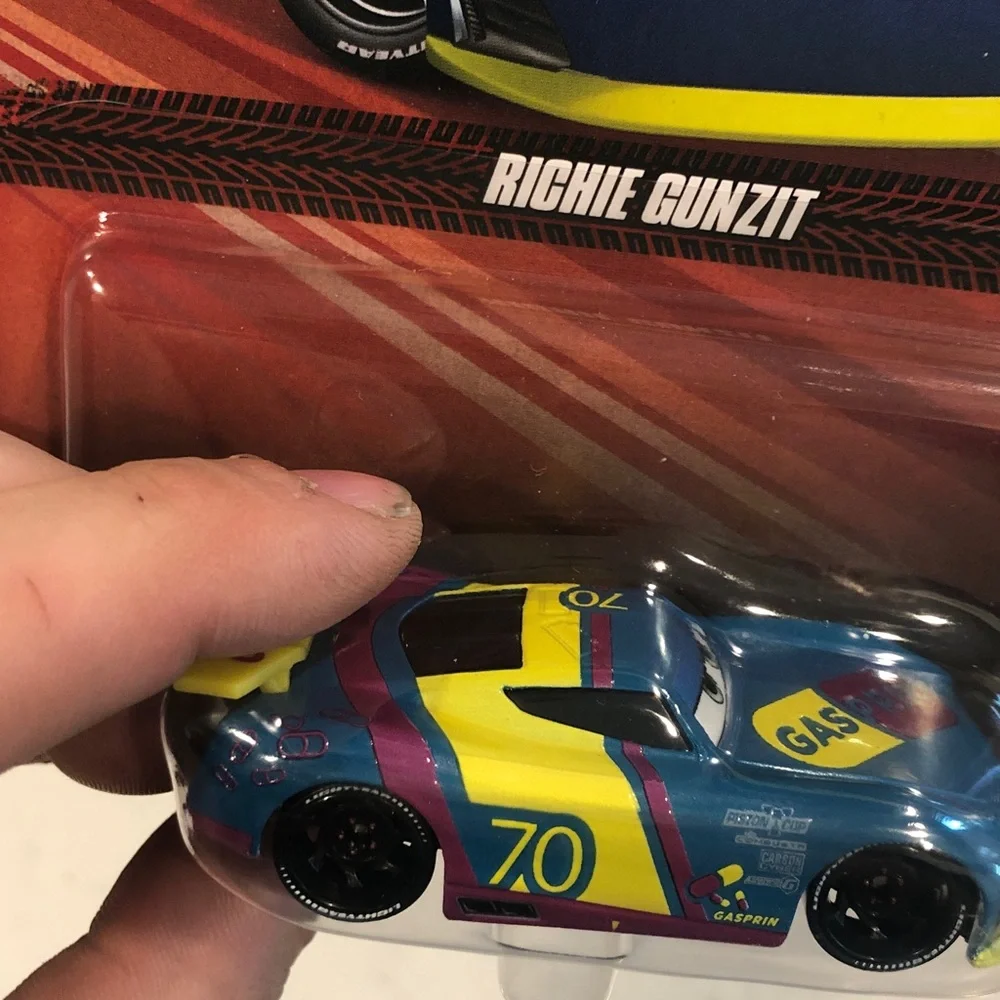 Pixar Cars Richie Gunzit Die-Cast Toy Car